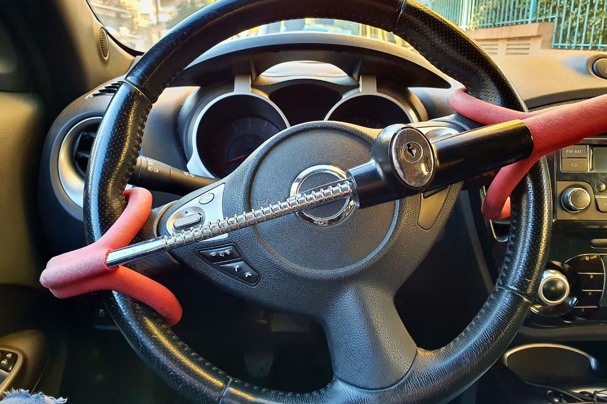 Best 5 Steering Wheel Locks in 2026 – Ava's Review